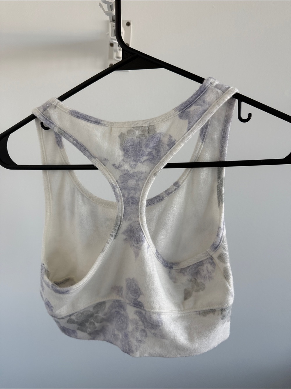Z Supply Women’s Cream & Lavender Floral Lounge Set - Tank, Top & Pants Medium - Picture 3 of 7